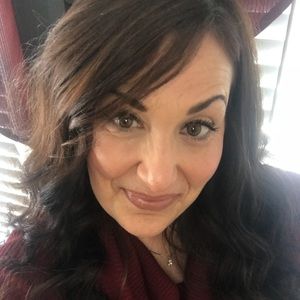 Meet your Posher, Lori